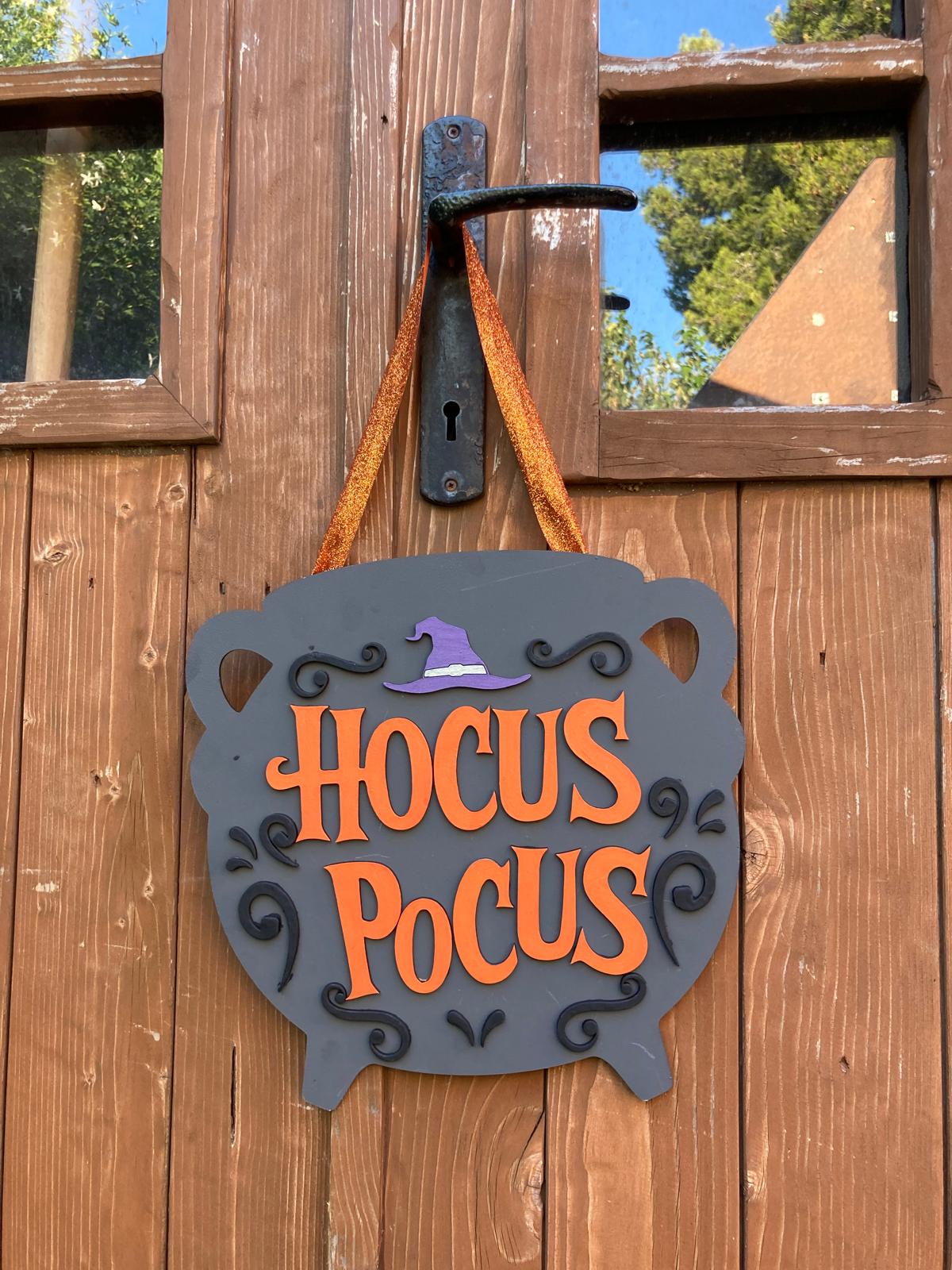 Cartel Hocus Pocus personalizado por Maena de madera
